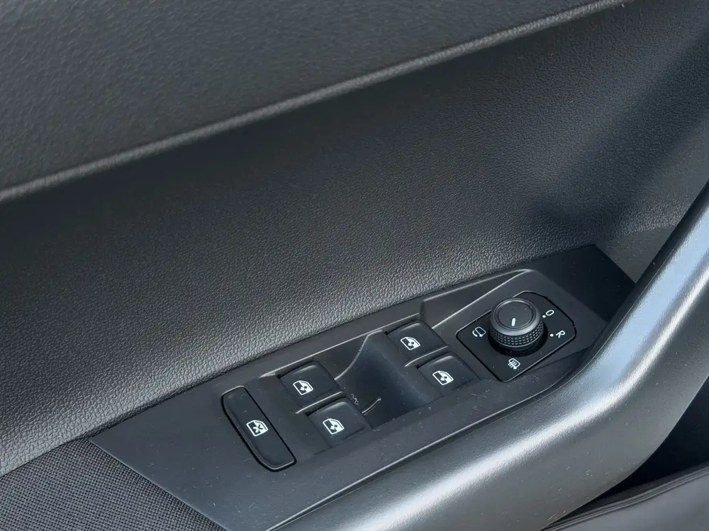 Volkswagen Polo 1.0 TSI Life Edition | Navi | Camera | Cruis uit 2024, foto 9