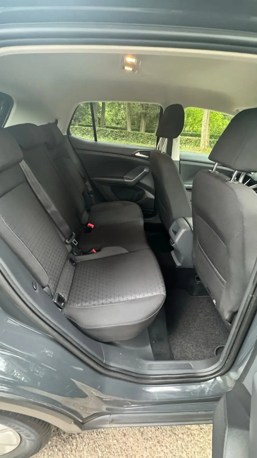 Volkswagen T-Cross 1.0 TSI 95pk 2019 Grijs uit 2019, foto 8