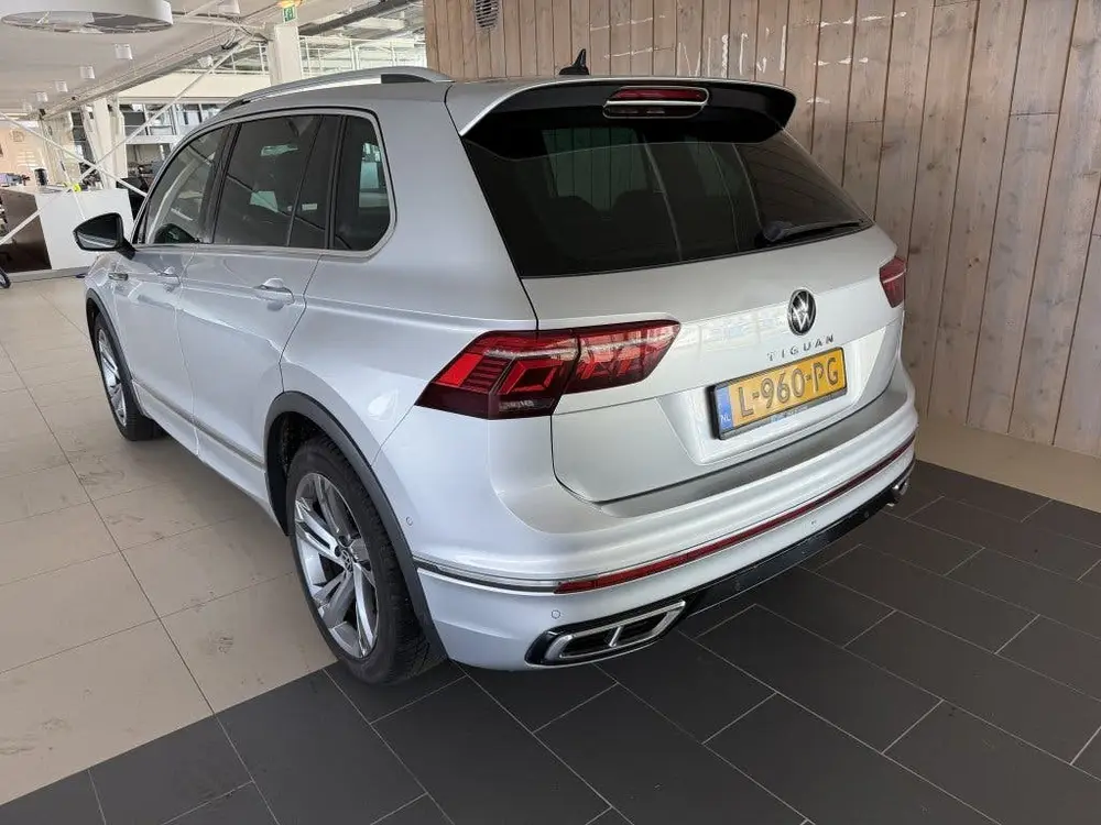 Volkswagen Tiguan 1.5 TSI R-Line Business+ (bj 2021) uit 2021, foto 8
