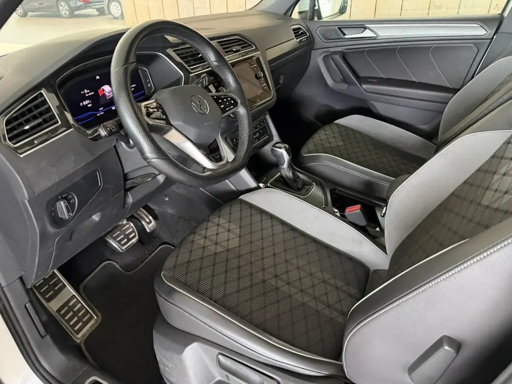 Volkswagen Tiguan 1.5 TSI R-Line Business+ (bj 2021) uit 2021, foto 9