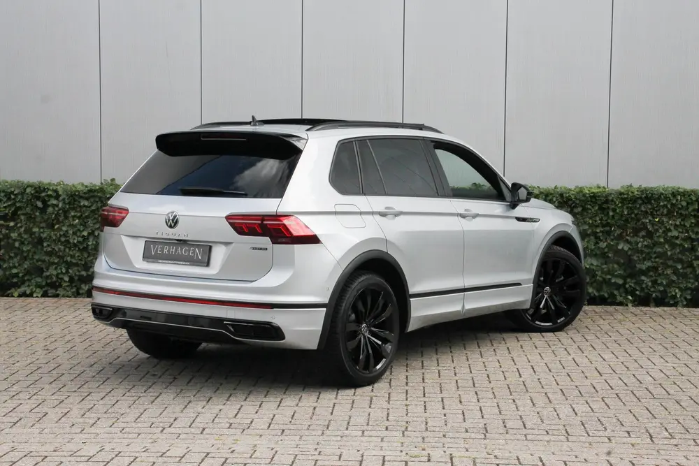 Volkswagen Tiguan 2.0 TSI R-line Black Style Leer Pano 4motion Tiguan 2.0 TSI R-line Black Style Leer Pano 4moti uit 2021, foto 7