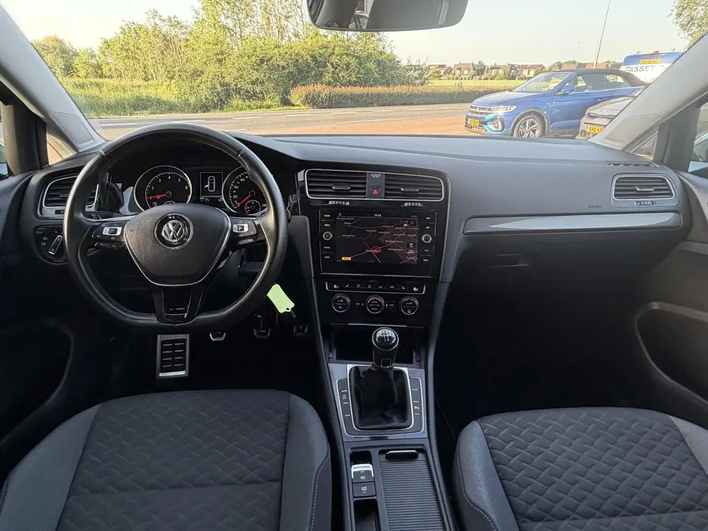 Volkswagen Golf 1.0 TSI Trendline NAVI | KLIMA | CAMERA | BO uit 2019, foto 3
