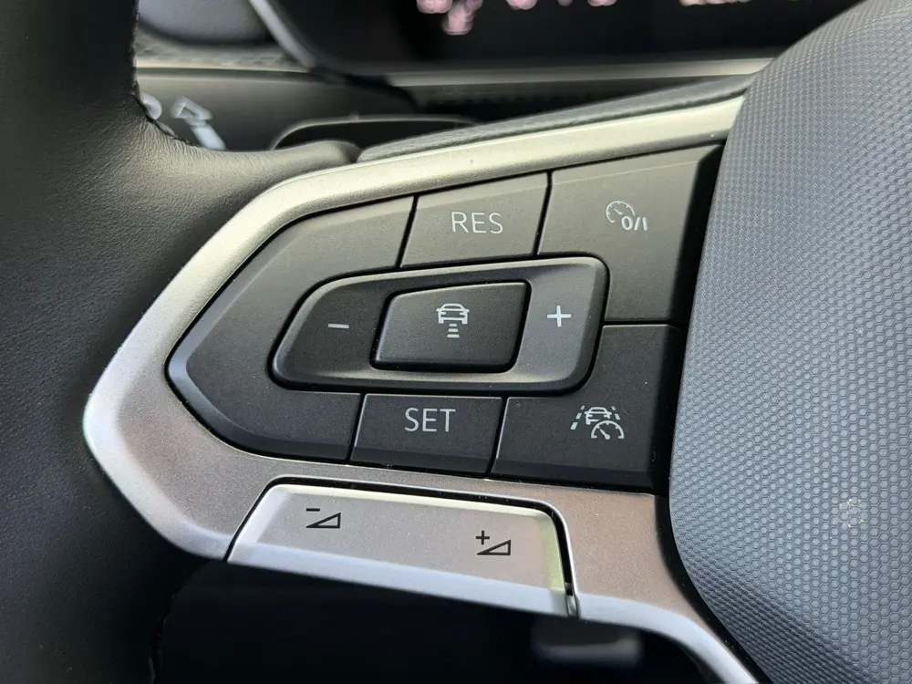 Volkswagen T-Cross 1.5 TSI 150pk DSG R-Line | Camera | Trekh uit 2025, foto 14