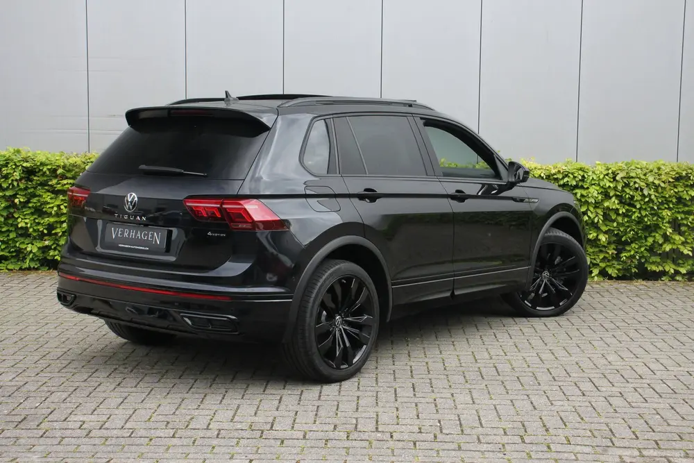 Volkswagen Tiguan 2.0 TSI 245pk R-line Black Style Leer Pano Harman Kardon Tiguan 2.0 TSI 245pk R-line Black Style Leer Pano uit 2021, foto 7