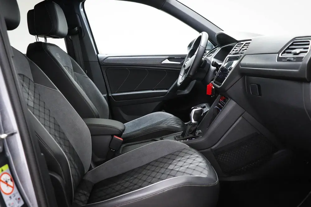 Volkswagen Tiguan Allspace 1.5 TSI R-Line 7p. | NAVIGATIE | uit 2023, foto 9
