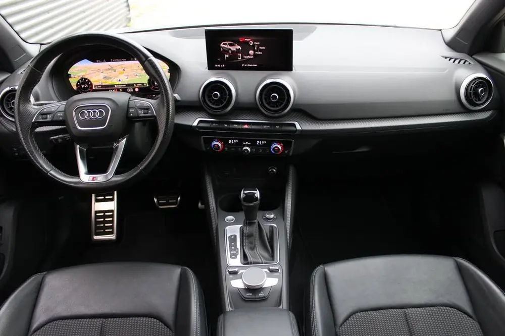 Audi Q2 35 TFSI 2x S-Line | Panoramadak | Matrix | Trekhaak uit 2021, foto 2