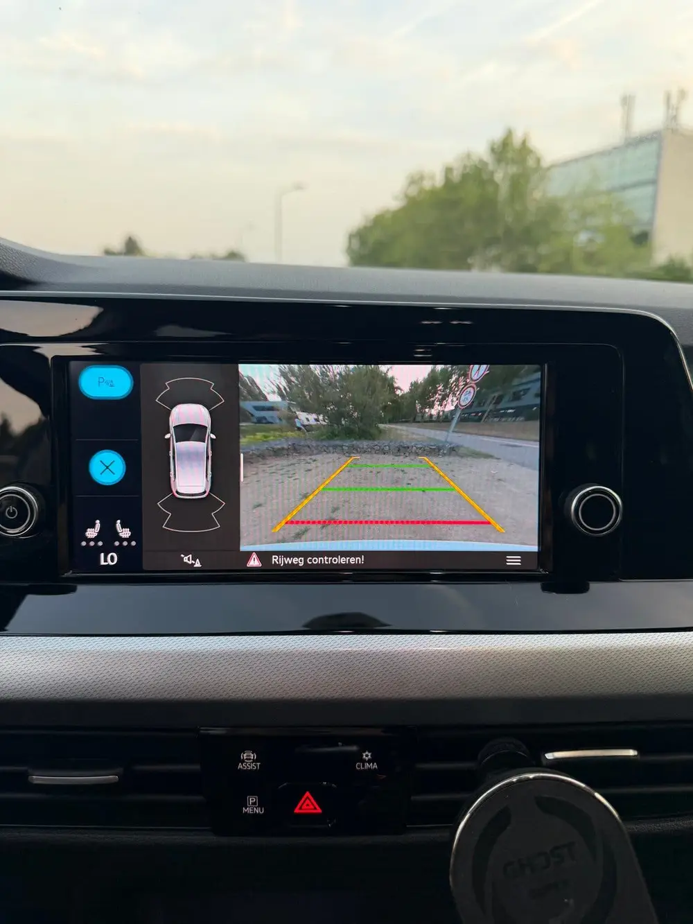 Volkswagen Golf 1.0 TSI 110pk 2021 Wit uit 2021, foto 14