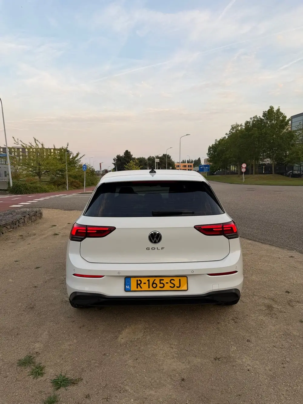 Volkswagen Golf 1.0 TSI 110pk 2021 Wit uit 2021, foto 4