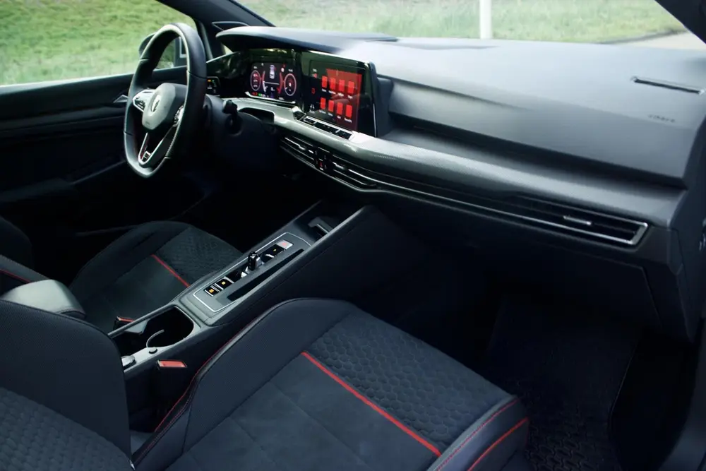 Volkswagen Golf 8 GTI Clubsport|Special- Pano -H/K- IQ Light uit 2021, foto 12