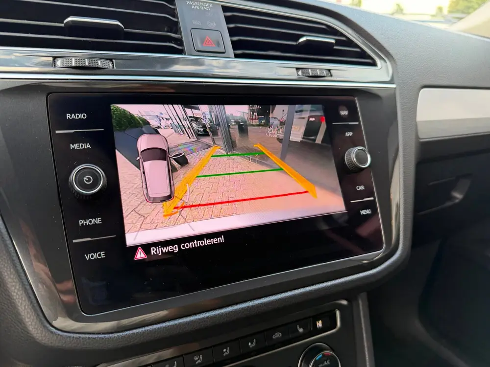 Volkswagen Tiguan 1.5 TSI ACT Highline AUT|NAVI|CAM|DealerOH uit 2020, foto 3