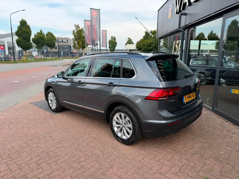 Volkswagen Tiguan 1.5 TSI ACT Highline AUT|NAVI|CAM|DealerOH uit 2020, foto 7