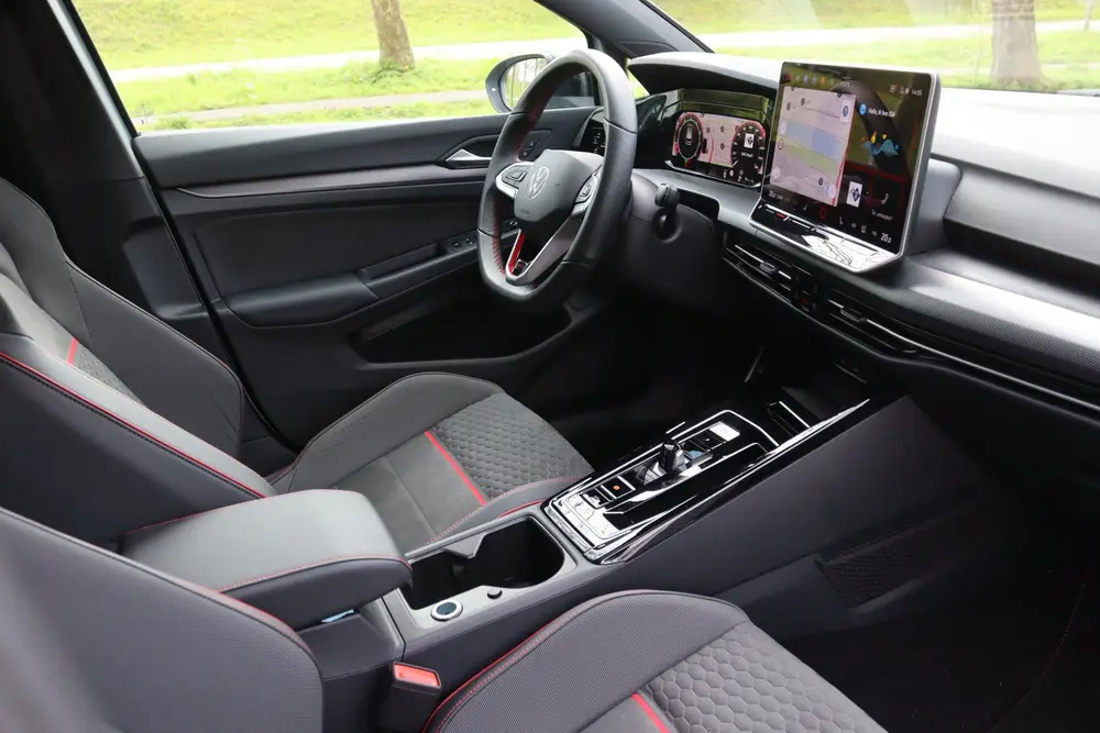 Volkswagen Golf 2.0 TSI GTI 301PK Clubsport Akrapovic/Pano/H uit 2025, foto 9