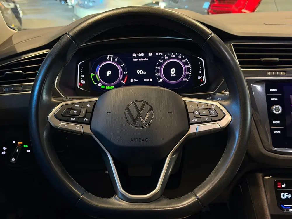 Volkswagen Tiguan 1.4 TSI eHybrid R-Line|PANO|FULL OPTIONS uit 2023, foto 12