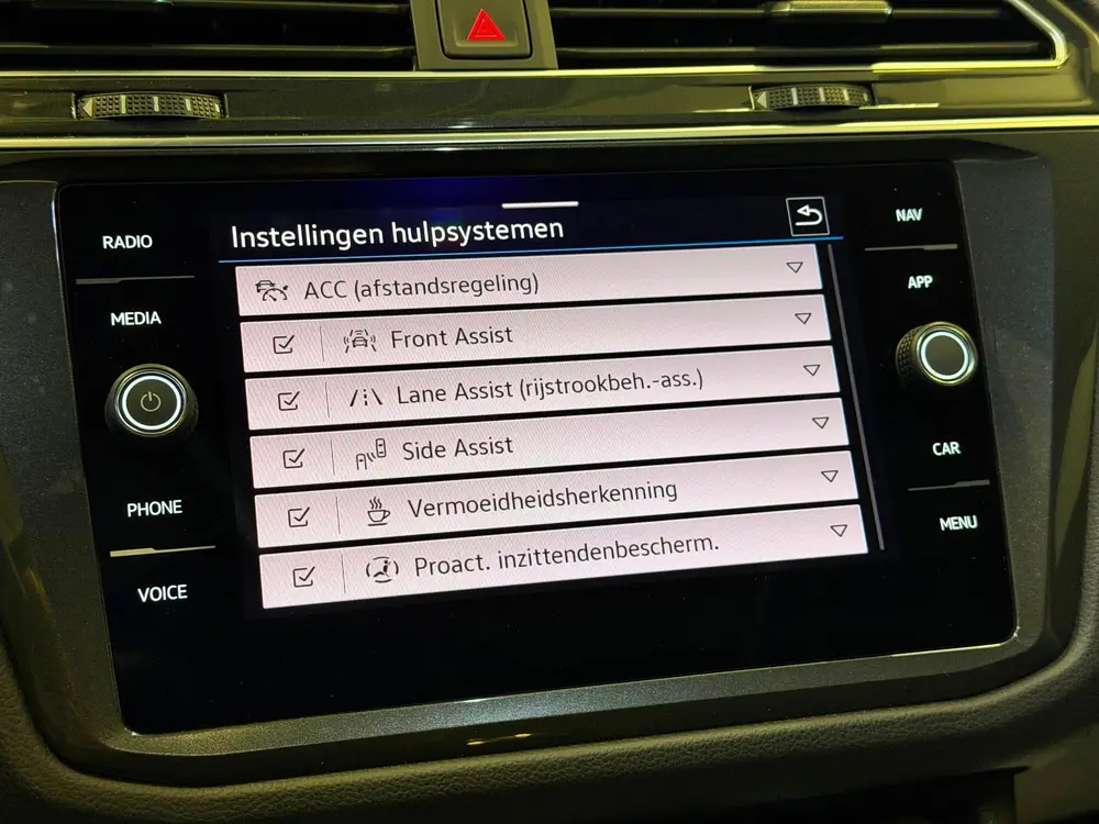 Volkswagen Tiguan 1.4 TSI eHybrid R-Line|PANO|FULL OPTIONS uit 2023, foto 13