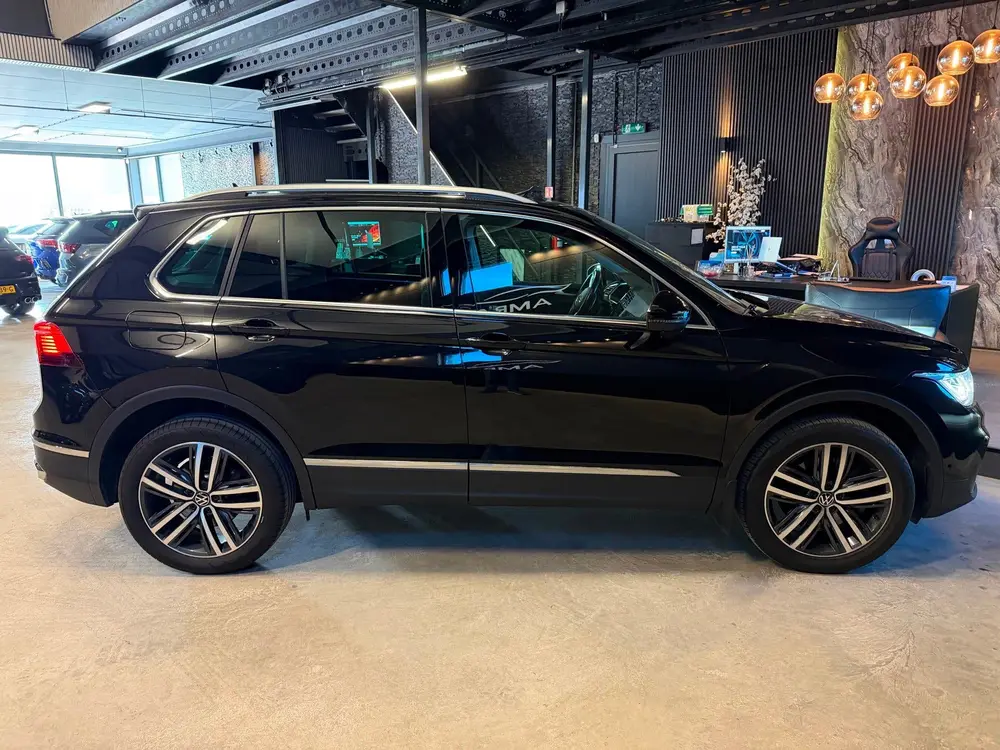 Volkswagen Tiguan 1.4 TSI eHybrid R-Line|PANO|FULL OPTIONS uit 2023, foto 8