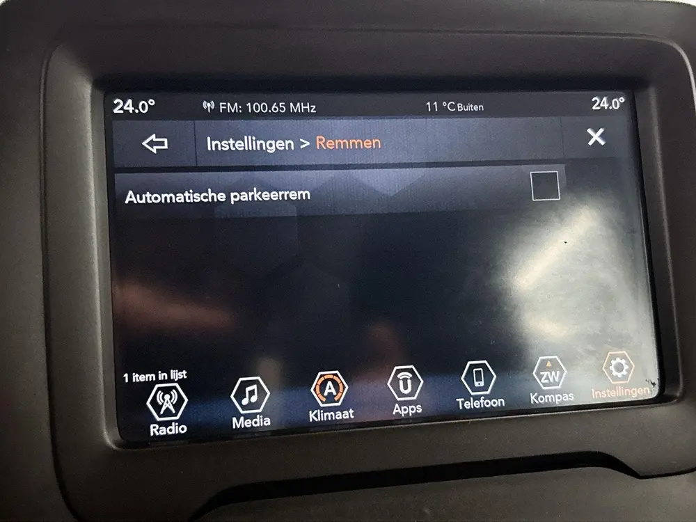 Jeep Renegade 1.3T-e Limited | Climate control | Apple Carpl uit 2019, foto 13