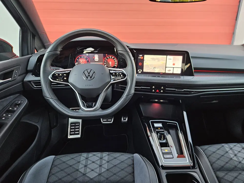 Volkswagen Golf 1.5 eTSI R-Line Business | ACC | Stuur/Stoel uit 2024, foto 13