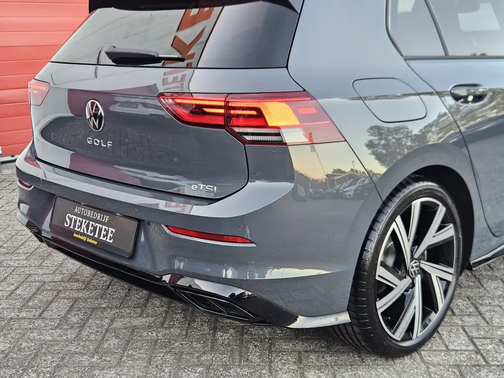 Volkswagen Golf 1.5 eTSI R-Line Business | ACC | Stuur/Stoel uit 2024, foto 9