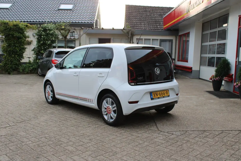 Volkswagen Up! 1.0 60PK 5D BEATS / AIRCO / LMV uit 2019, foto 5