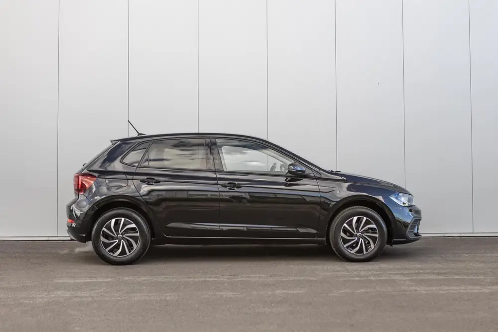 Volkswagen Polo 1.0 TSI Life Edition uit 2024, foto 2