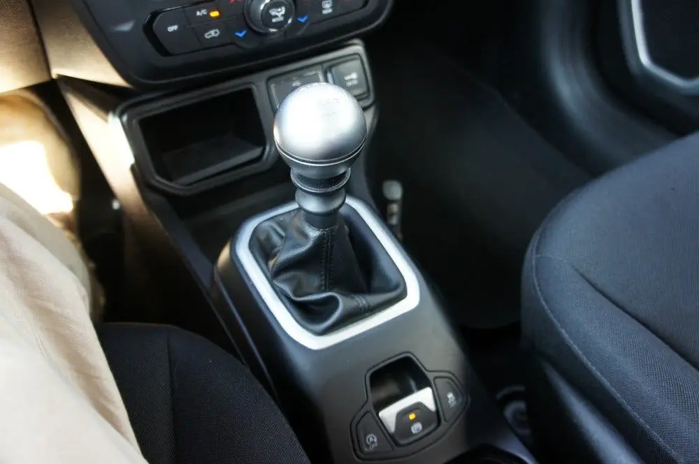 Jeep Renegade 1.0 TGi 120pk benzine Longitude 4x2 uit 2019, foto 11