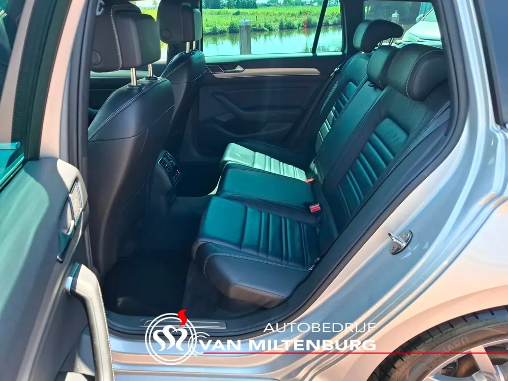 Volkswagen Passat Variant 1.5 TSI Highline Business R Digi d uit 2019, foto 6