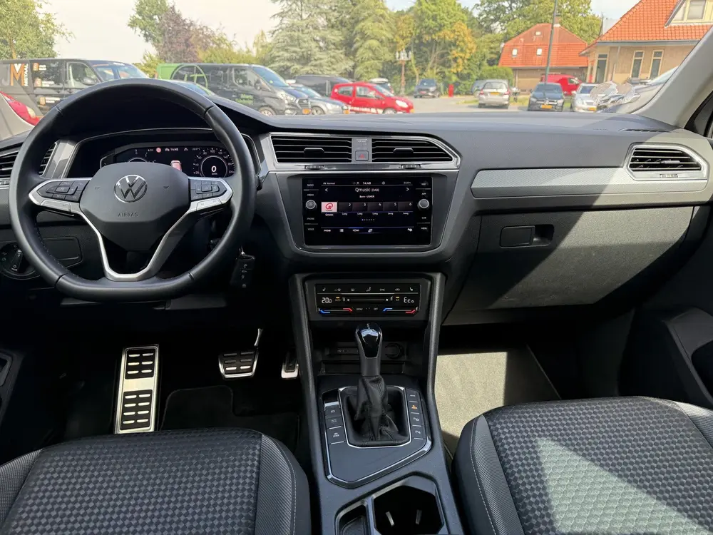 Volkswagen Tiguan 1.4 TSI eHybrid Life (bj 2023, automaat) uit 2023, foto 5