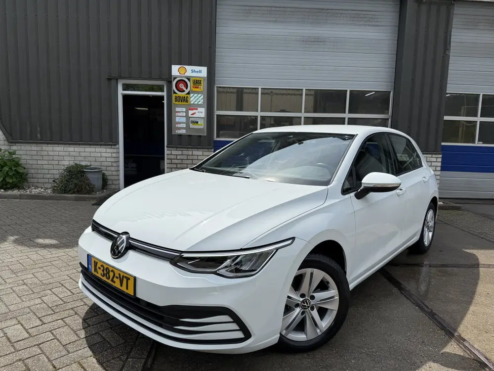 Volkswagen Golf 1.0 eTSI Life (bj 2020, automaat) uit 2020, foto 7
