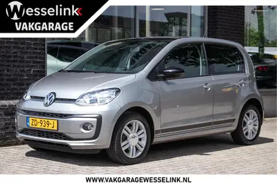 Volkswagen Up! 1.0 BMT high up Automaat | Cruise | PDC | DAB uit 2019