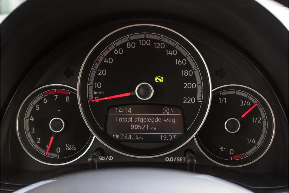 Volkswagen Up! 1.0 BMT high up Automaat | Cruise | PDC | DAB uit 2019, foto 15