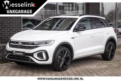 Volkswagen T-Roc 1.5 TSI R-Line Edition | Black edition | Ad uit 2025