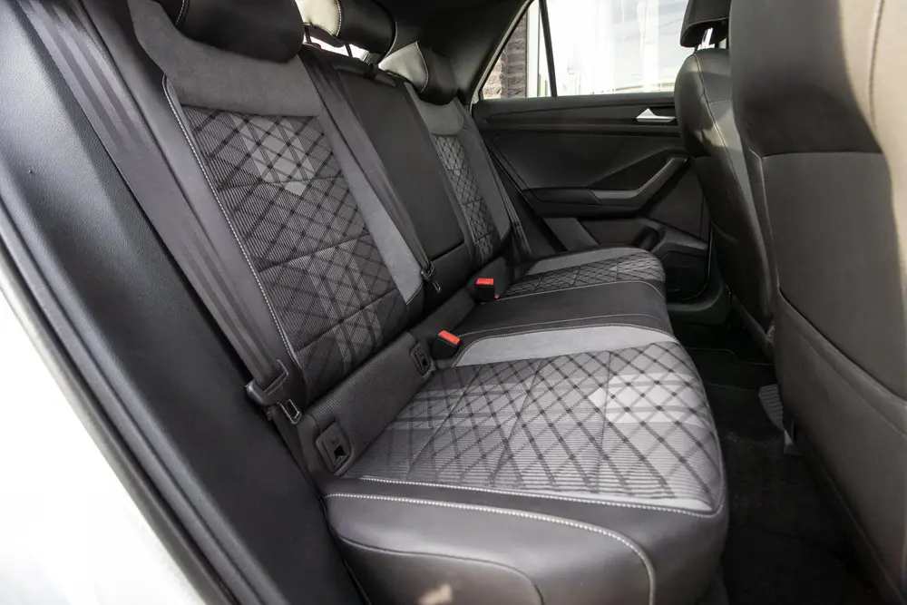 Volkswagen T-Roc 1.5 TSI R-Line Edition | Black edition | Ad uit 2025, foto 10