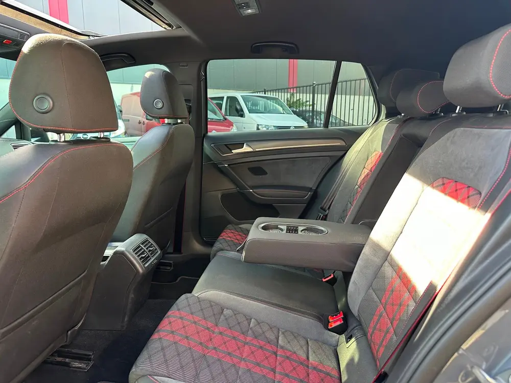 Volkswagen Golf 2.0 TSI GTI TCR Aut Clima Cruise Navi Dak Ak uit 2019, foto 11