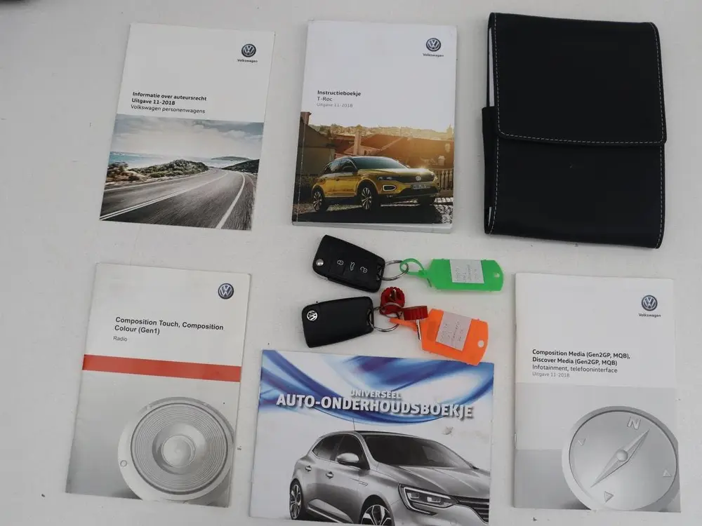 Volkswagen T-Roc 1.5 TSI Style | Panoramadak | Adaptive crui uit 2019, foto 17