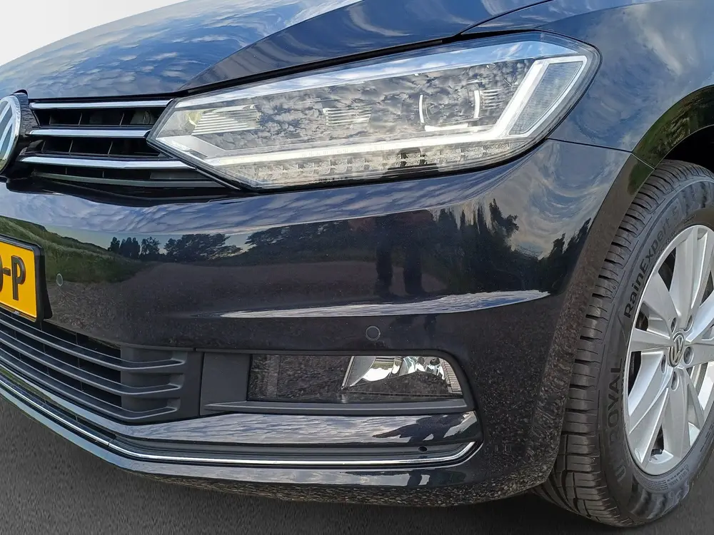 Volkswagen Touran 1.5 TSI Highline / Trekhaak / Panodak / Ca uit 2020, foto 11