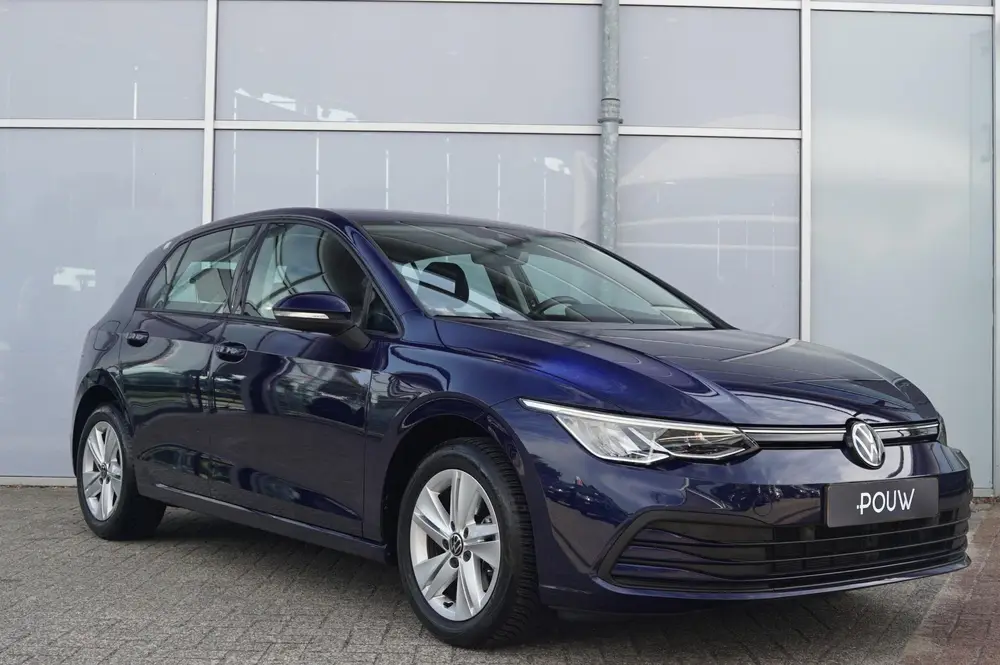 Volkswagen Golf 1.0 eTSI 110pk DSG Life | Navigatie | Apple uit 2023, foto 8