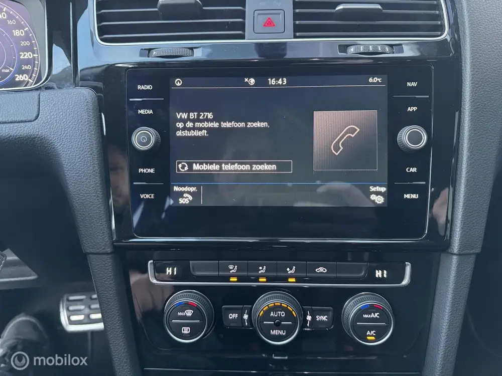 Volkswagen Golf 1.5 TSI Highline uit 2019, foto 17