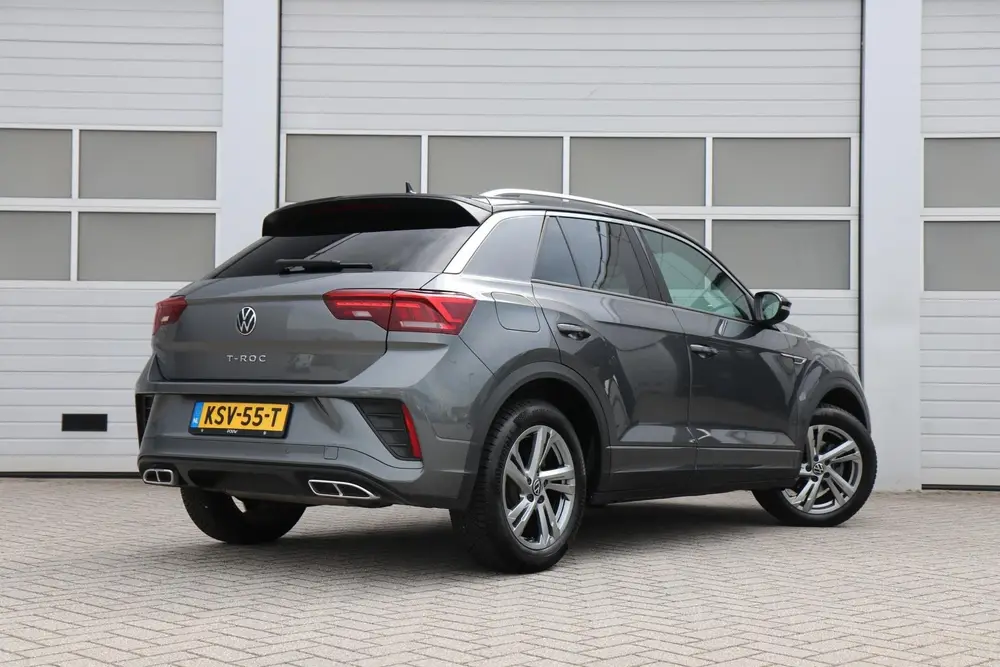 Volkswagen T-Roc 1.5 TSI 150pk DSG R-Line | Trekhaak | Navig uit 2025, foto 2