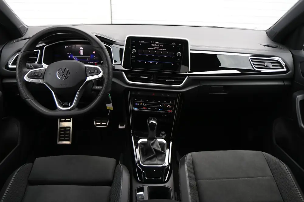 Volkswagen T-Roc 1.5 TSI 150pk DSG R-Line | Trekhaak | Navig uit 2025, foto 5