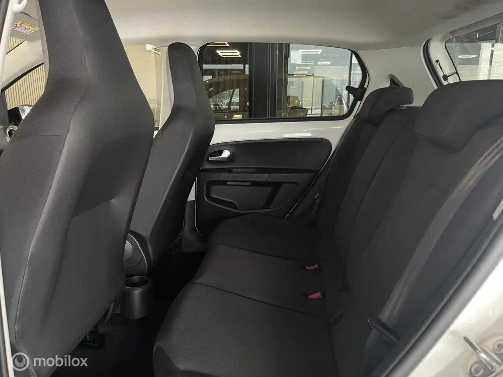 Volkswagen Up! Move | Camera | Stoelverwarming | Cruise | 77 uit 2023, foto 18