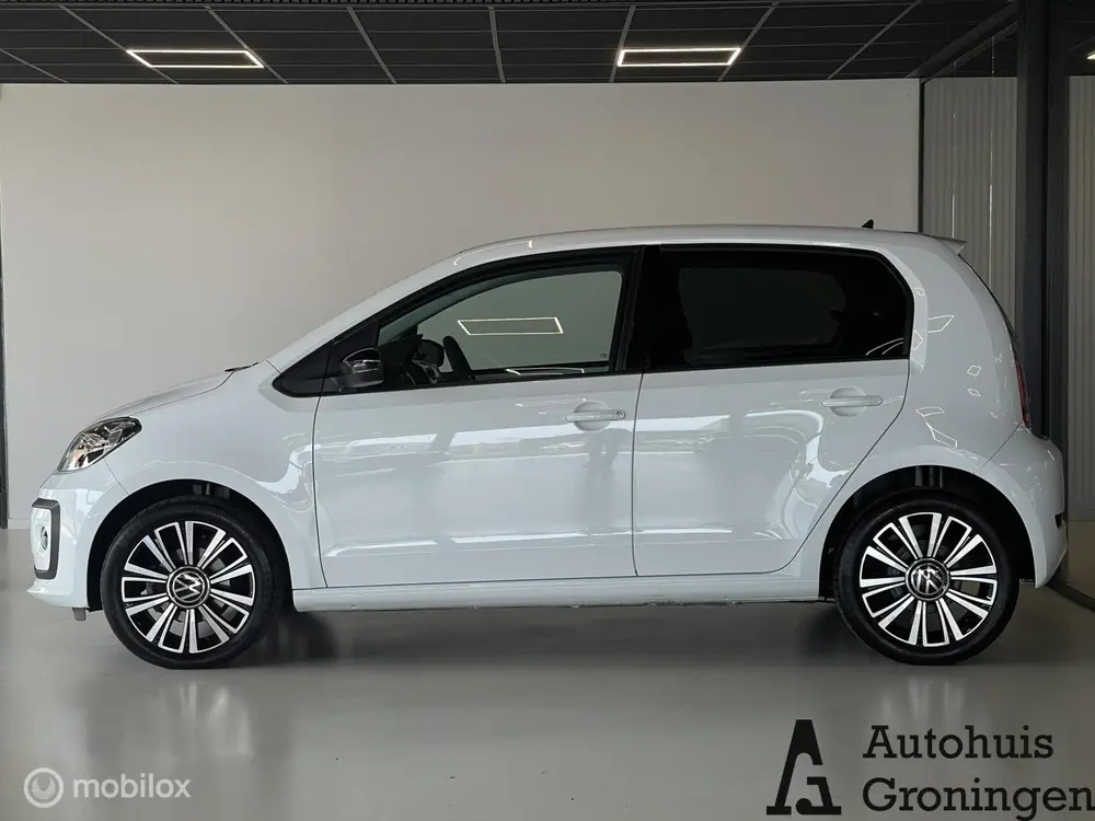 Volkswagen Up! Move | Camera | Stoelverwarming | Cruise | 77 uit 2023, foto 3