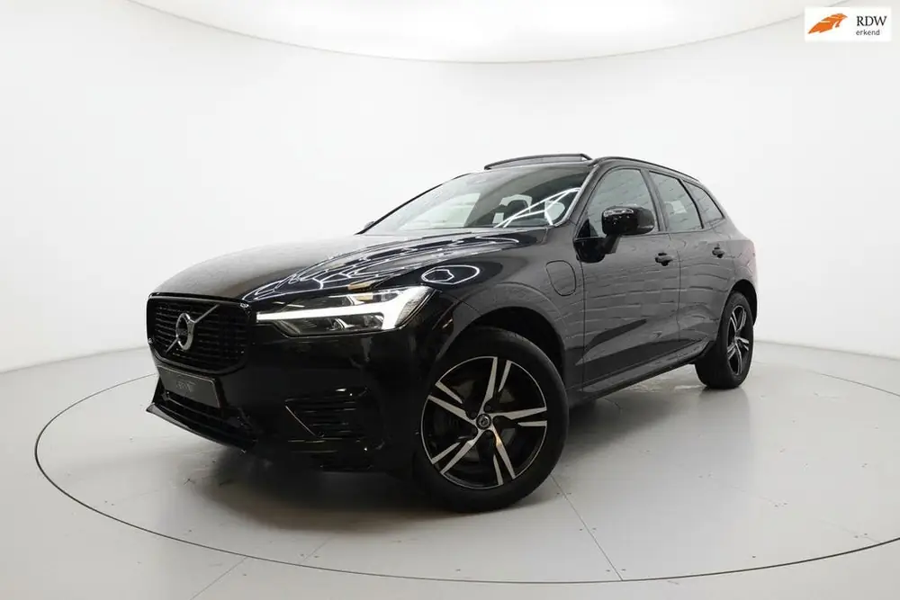 Volvo XC60 2.0 Recharge T6 AWD R Design PANO CAM ACC NAP uit 2020