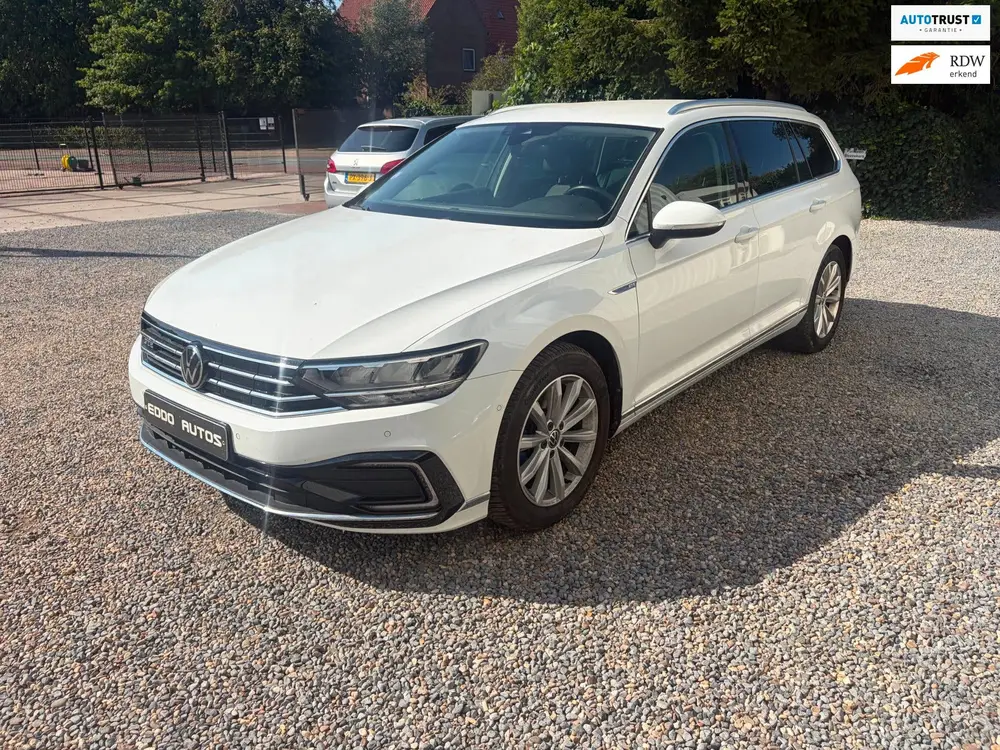 Volkswagen Passat Variant 1.4 TSI PHEV GTE Business Vir Klok uit 2021