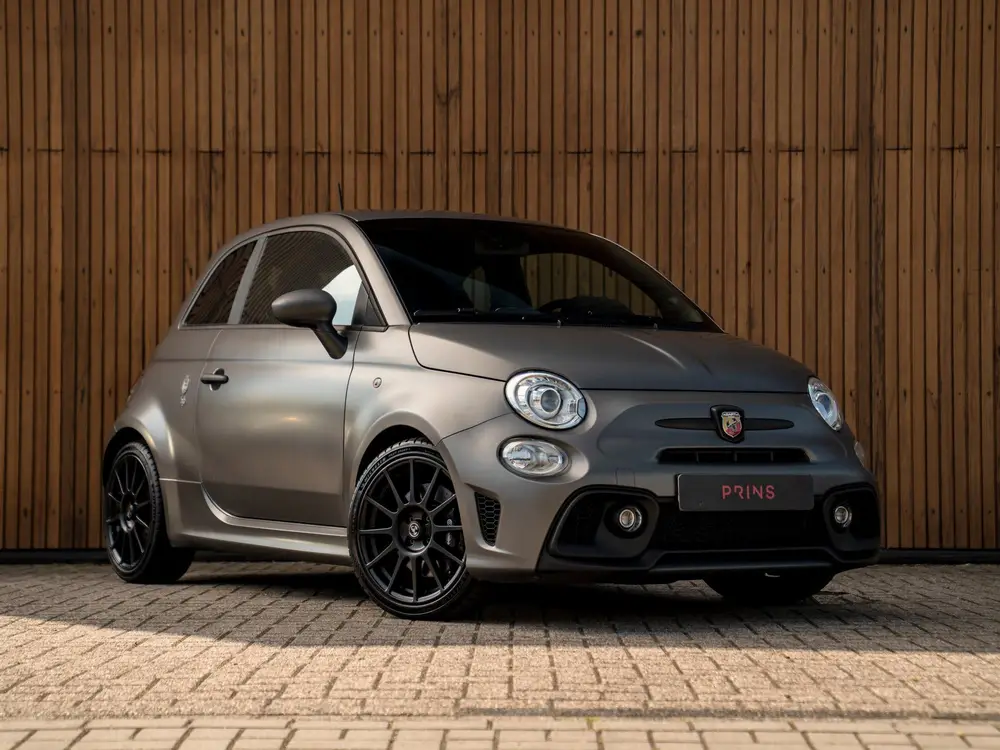 Abarth 595 Competizione 70th Anniversary (bj 2019) uit 2019, foto 3