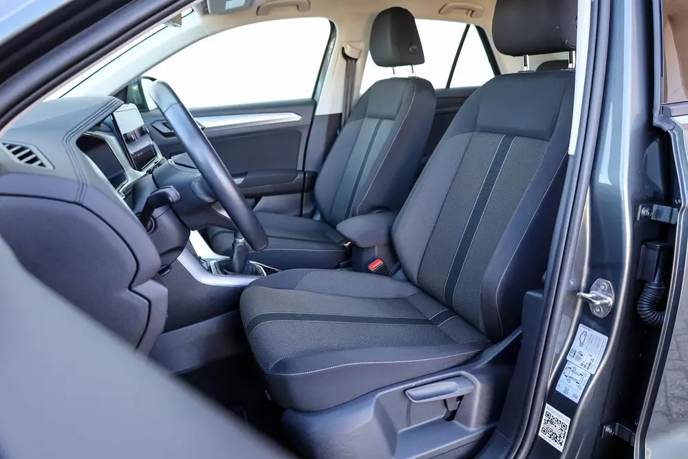 Volkswagen T-Roc 1.0 TSI 110pk Life | Navigatie | Adaptive C uit 2023, foto 4