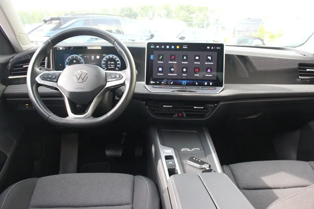 Volkswagen Passat Variant 1.5 eTSI Business | Camera | Carpl uit 2024, foto 3