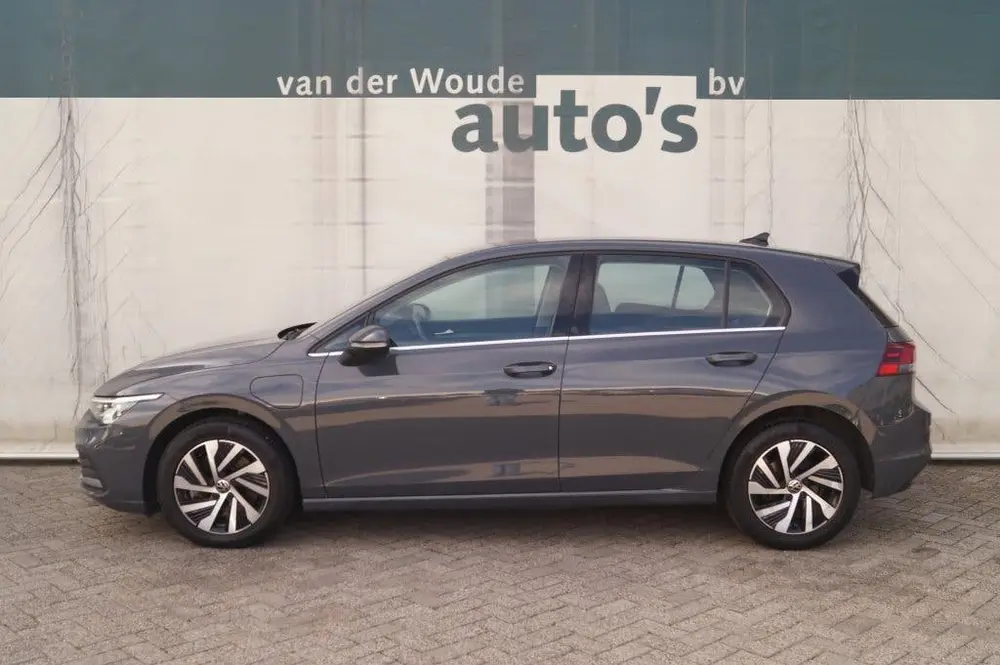 Volkswagen Golf 1.4 eHybrid PHEV Style Business -LEER-NAVI-E uit 2022