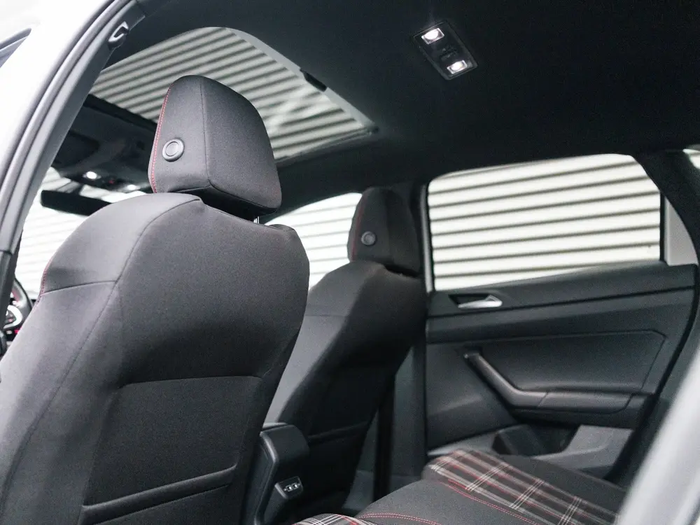 Volkswagen Polo 2.0 TSI GTI Pano Beats Navi Cruise Keyless uit 2020, foto 19