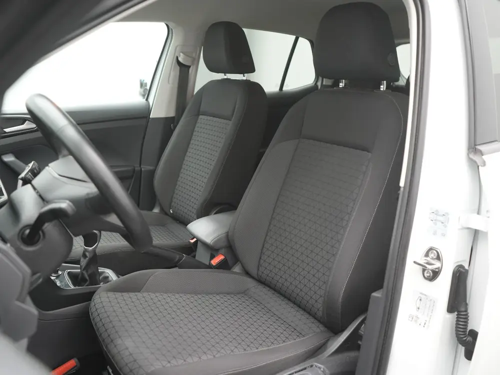 Volkswagen T-Cross 1.0 TSI Life - RIJKLAARPRIJS - All Season uit 2019, foto 12