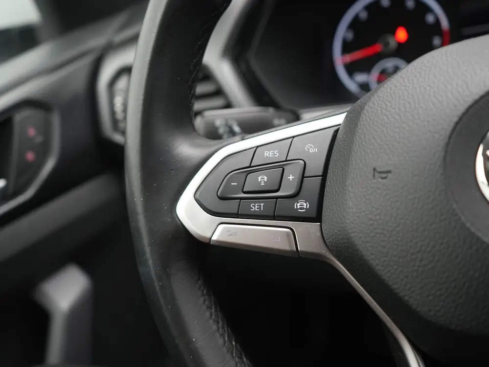Volkswagen T-Cross 1.0 TSI Life - RIJKLAARPRIJS - All Season uit 2019, foto 18